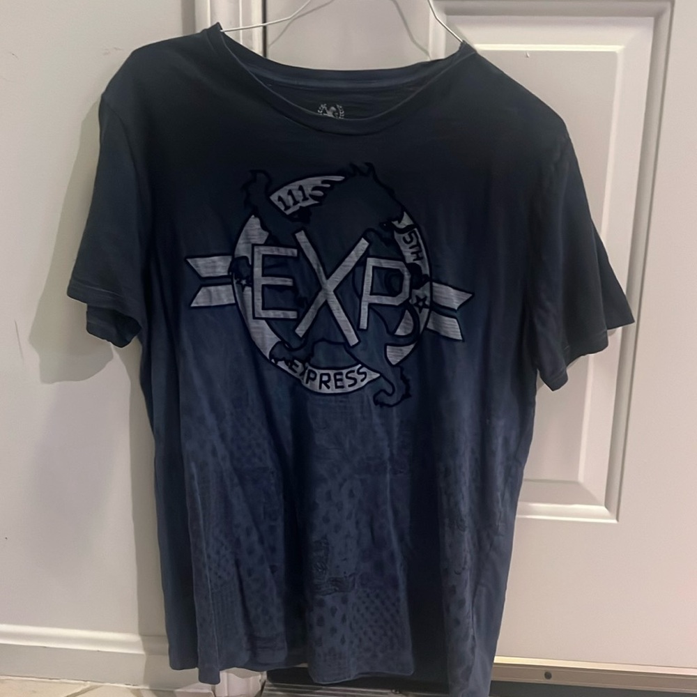 Men’s gently worn T-shirt